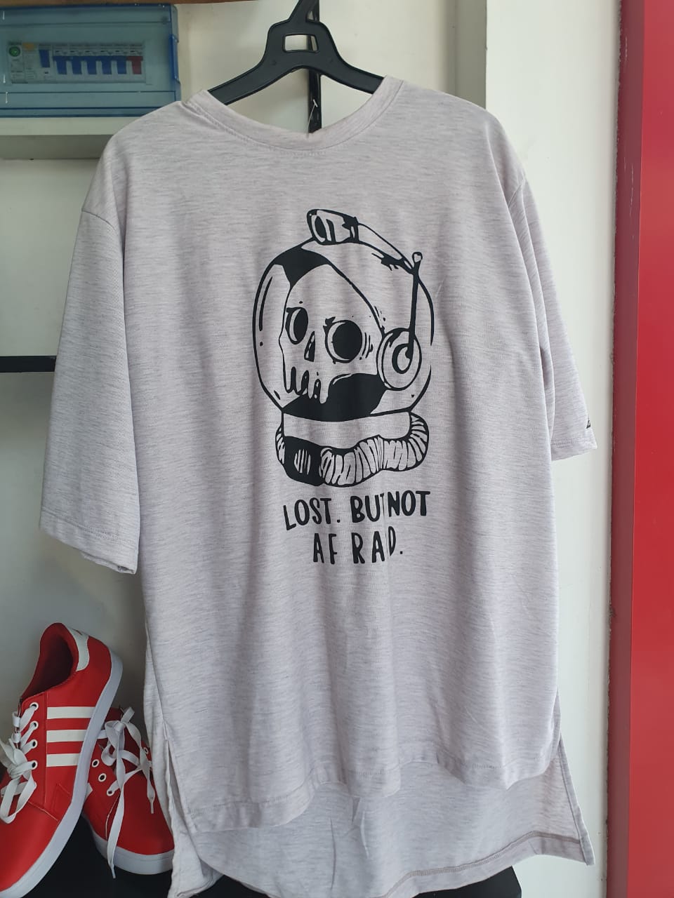 skull drop shoulder tshirt 